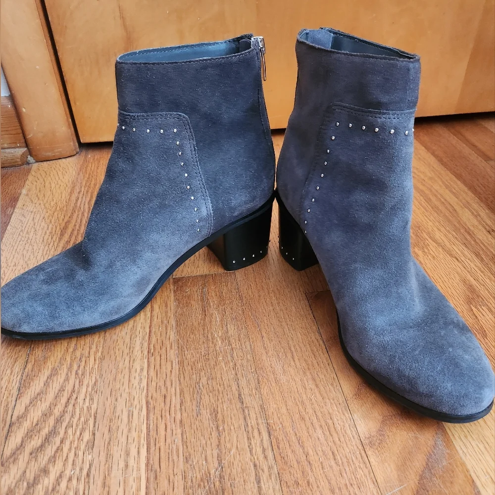 Mark Fisher Gray Suede Leather Boots Size 9M